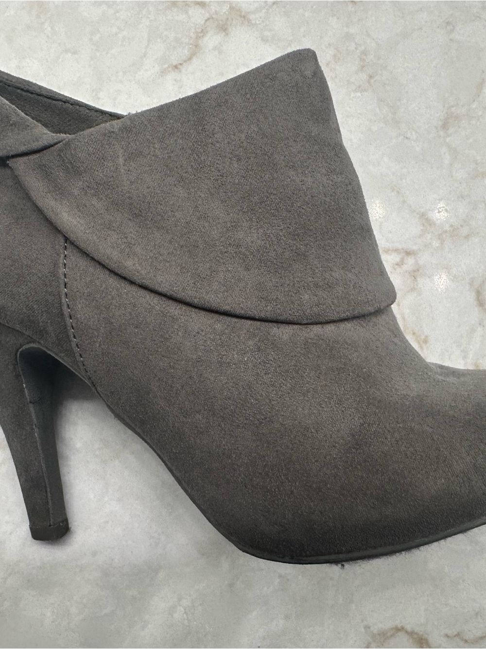 Women's Fold-Over Suede High-Heel Ankle Boot in Gray